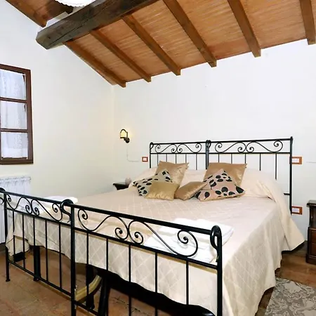 Villa Caselle Sleeps 6 With Pool And Wifi Paciano