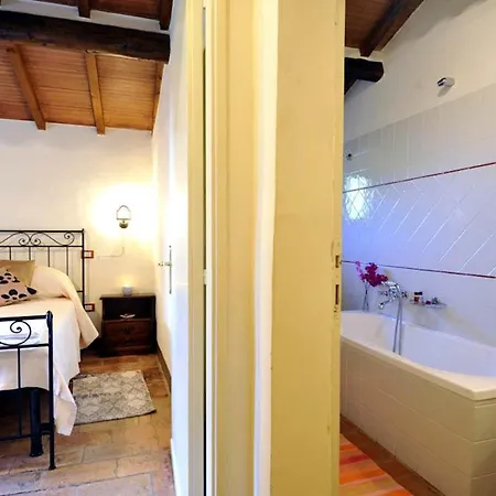 Caselle Sleeps 6 With Pool And Wifi Villa