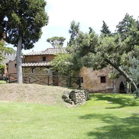 Caselle Sleeps 6 With Pool And Wifi * Paciano