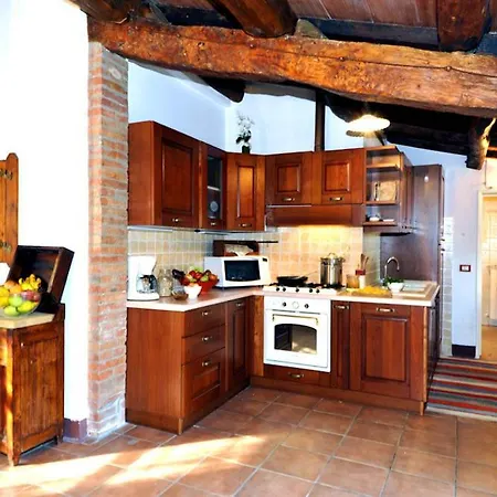 Caselle Sleeps 6 With Pool And Wifi Villa