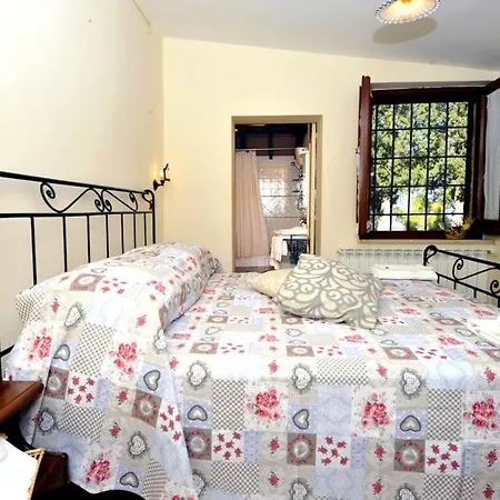 Villa Caselle Sleeps 6 With Pool And Wifi Paciano